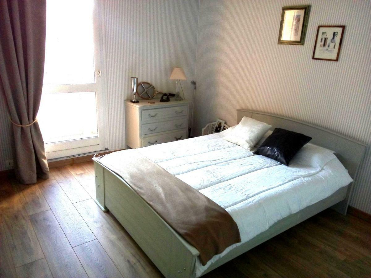 Between Historic Center And Quay, Ideal For Family Руан Екстериор снимка